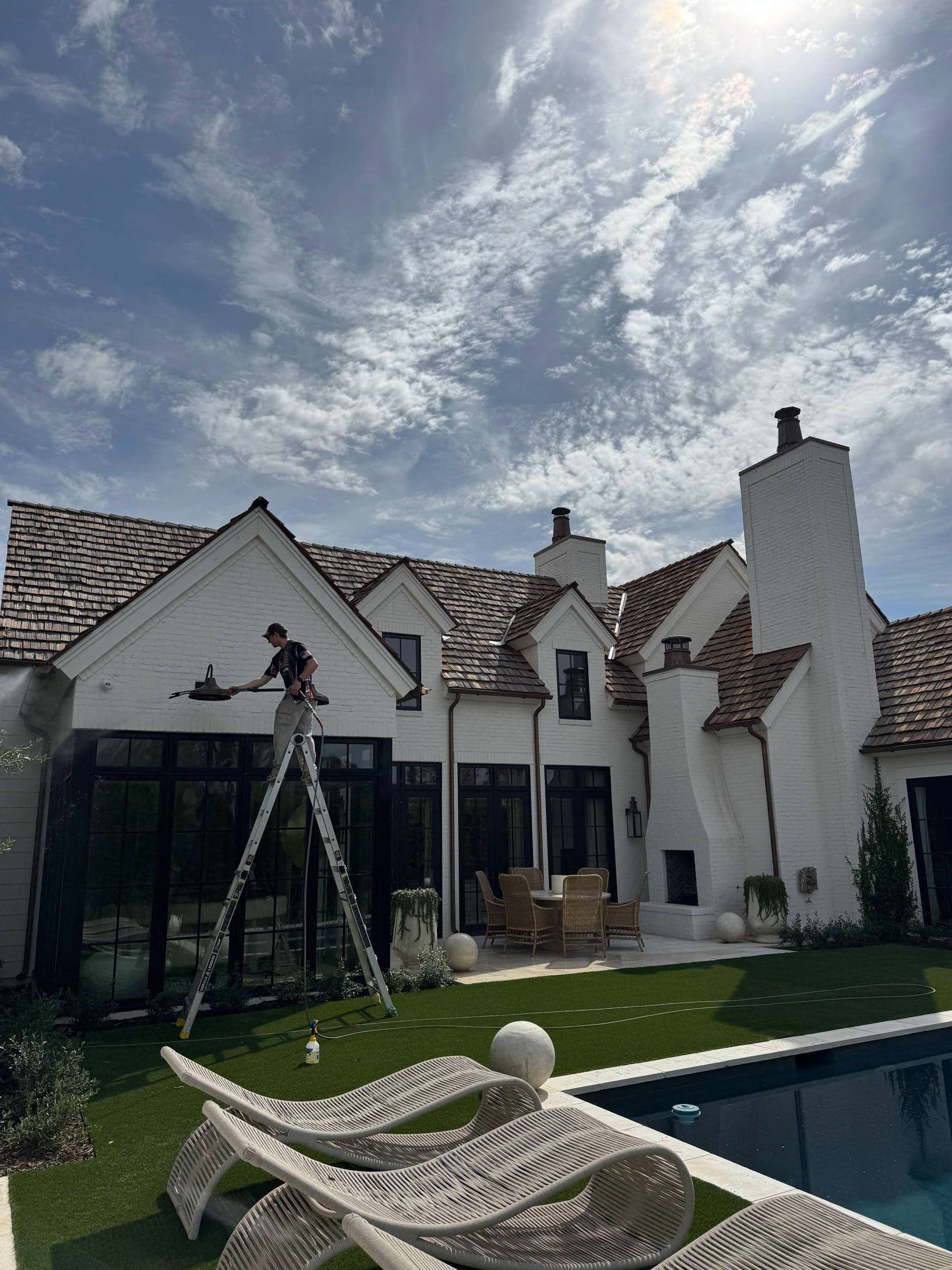 Construction cleaning on a modern home build